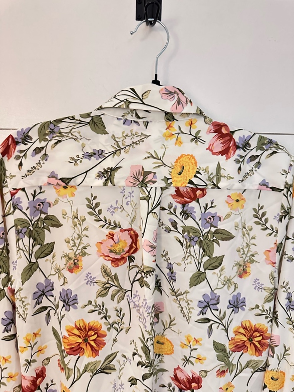 JOIE M Colorful floral pearl Button satin whimsical long sleeve top cottagecore - Picture 10 of 14